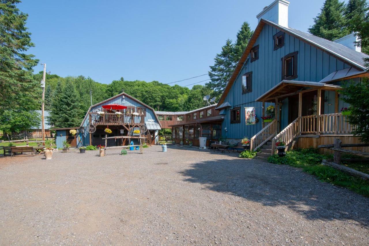Auberge Le Cheval Bleu Saint-Alphonse-Rodriguez Exteriér fotografie